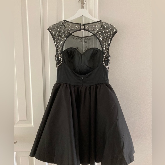 ModCloth Chi Chi London Black Sequin Pearl Cocktail / Homecoming Dress - Picture 3 of 8